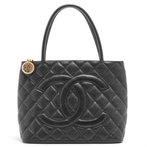 bags femininas chanel em segunda mao|Segunda mão Chanel .